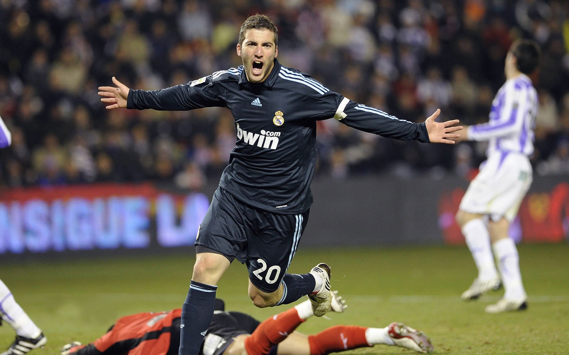 英超新赛季引入VAR技术，判罚更公平，英超 var